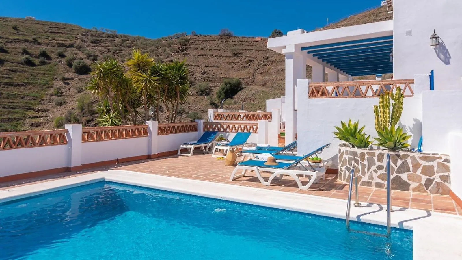 Holiday home Cortijo Raices Jurado Torrox By Ruralidays Villa